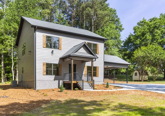 1st image of 906 Fairfield Dr, Seneca, SC 29678 | MLS# 20301010