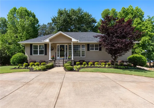 2nd image of 519 Island Point Rd, Starr, SC 29684 | MLS# 20300880