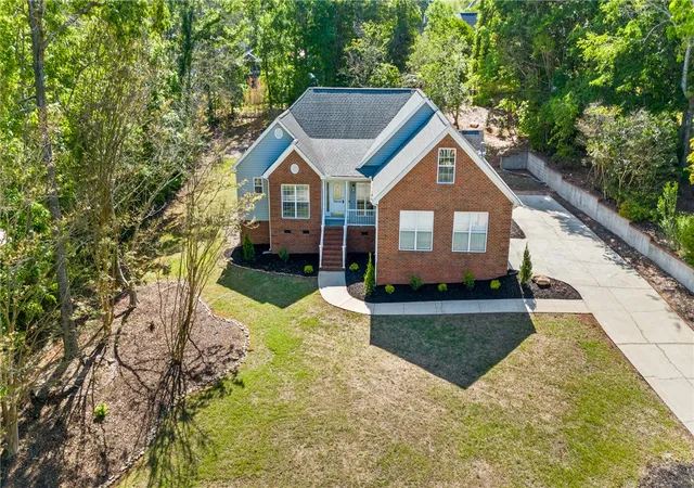 1st image of 200 Holly Chase Dr, Piedmont, SC 29673 | MLS# 20301206