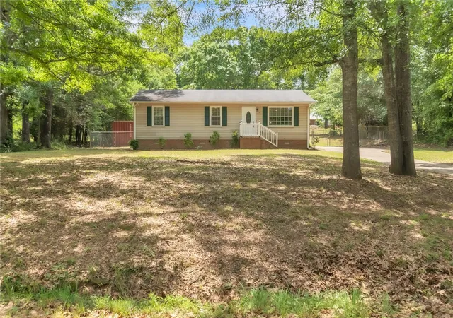 Homes for sale in Belton, SC | 107A Brookforest Dr, Belton, SC 29627 | MLS# 20301318