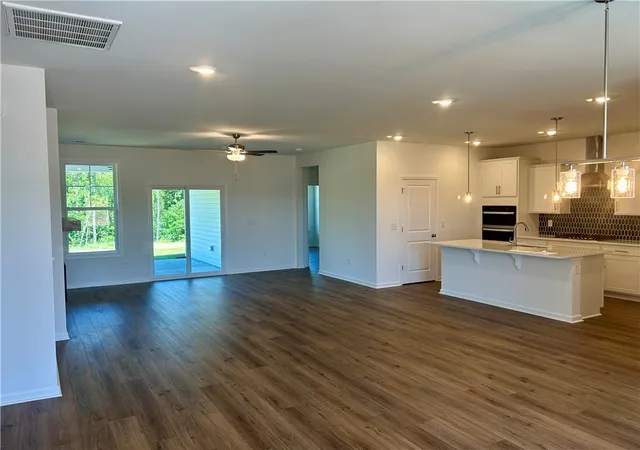 4th image of 204 Bellflower Ln, Anderson, SC 29625 | MLS# 20301324