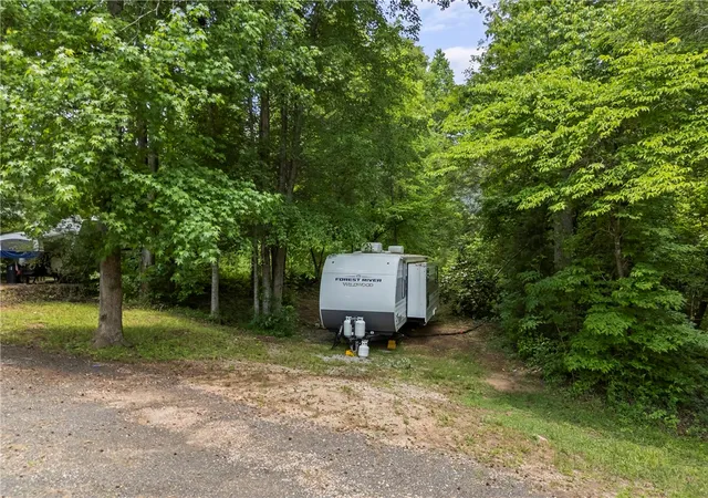 4th image of 720 Lonesome Dove Ln, Salem, SC 29676 | MLS# 20301345
