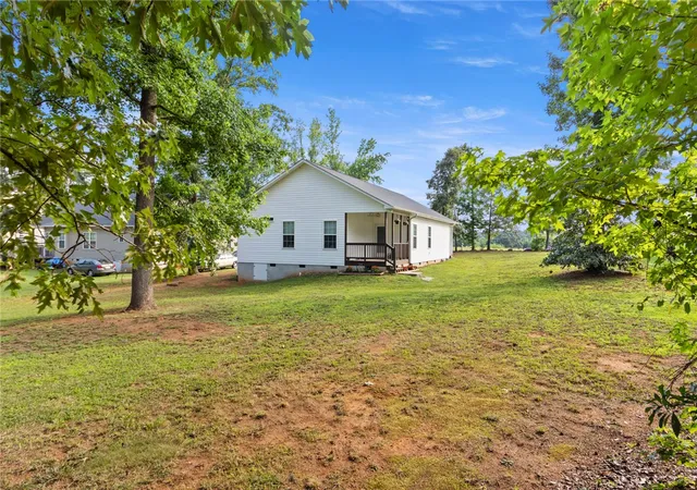 Homes for sale in Anderson, SC | 104 Tillotson Rd, Anderson, SC 29621 | MLS# 20301418