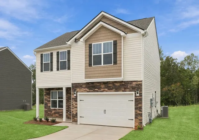 Photo 2 of Single family home for sale at 328 Addalynn Ln, Anderson, SC 29621 | MLS# 20301467 | Listing updated on 2026-10-16