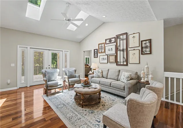 5th image of 209 Berwick Ct, Seneca, SC 29672 | MLS# 20301193