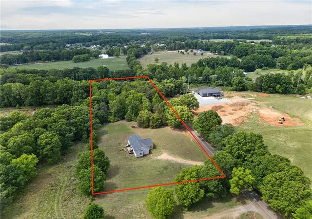 Photo 1 of Single family home for sale at 191 Herman Brooks Rd, Belton, SC 29627 | MLS# 20301484 | Listing updated on 2026-05-20