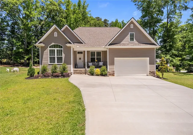 Photo 1 of Single family home for sale at 502 Canebrake Dr, Anderson, SC 29621 | MLS# 20301539 | Listing updated on 2026-10-18