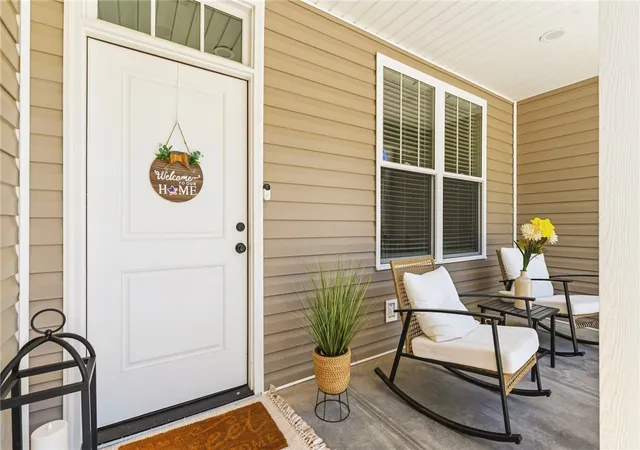 Photo 3 of Single family home for sale at 502 Canebrake Dr, Anderson, SC 29621 | MLS# 20301539 | Listing updated on 2026-10-18