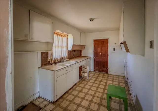 Photo 3 of Single family home for sale at 929 Mt Gallant Dr, Rock Hill, SC 29730 | MLS# 20301563 | Listing updated on 2026-05-18