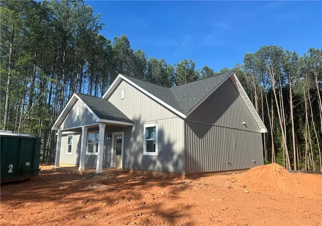 Photo 2 of Single family home for sale at 113 Big Woods Cir, Belton, SC 29627 | MLS# 20301655 | Listing updated on 2026-07-08