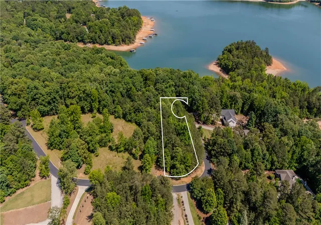 Homes for sale in Fair Play, SC | O Overlook Dr, Fair Play, SC 29643 | MLS# 20301653