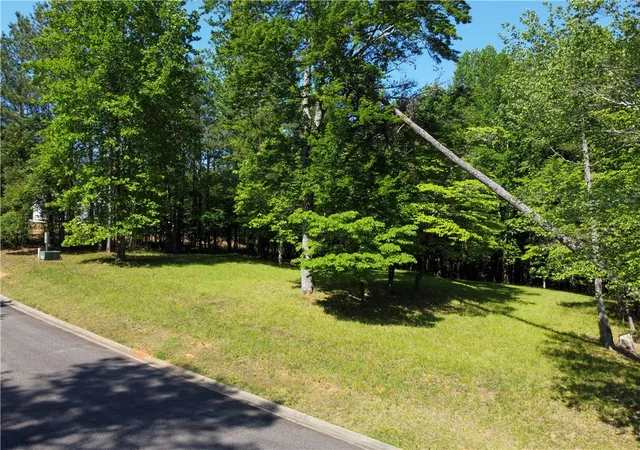Homes for sale in Six Mile, SC | 109 Belle Oaks Ct, Six Mile, SC 29682 | MLS# 20301501