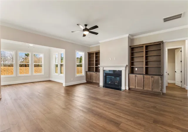 Photo 3 of Single family home for sale at 205 Chandler Ct, Easley, SC 29642 | MLS# 20301731 | Listing updated on 2026-09-06
