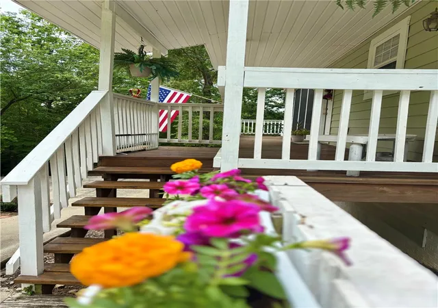 Photo 3 of Single family home for sale at 608 Mckinney Way, Westminster, SC 29693 | MLS# 20301797 | Listing updated on 2026-08-03