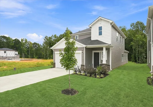 Photo 3 of Sale Pending at 416 Upland Water Ct, Spartanburg, SC 29301 | MLS# 20301062 | Listing updated on 2026-09-01