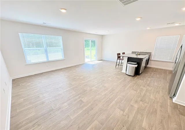 5th image of 600 Oakmont Valley Trl, Seneca, SC 29678 | MLS# 20301927