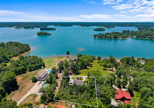 50th image of 135 Sunset Bay Blvd, Seneca, SC 29672 | MLS# 20301871
