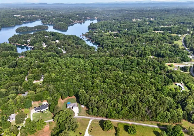 1st image of 00 Barnes Rd, Seneca, SC 29672 | MLS# 20301979