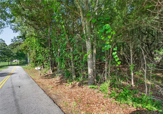 4th image of 00 Barnes Rd, Seneca, SC 29672 | MLS# 20301979