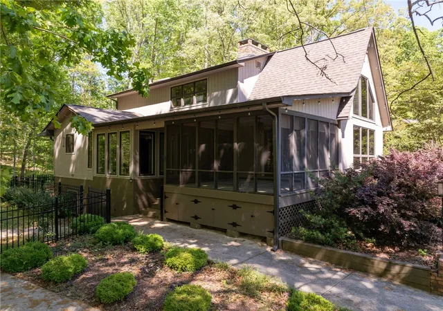Photo 1 of Single family home for sale at 105 Spoon Ct, Westminster, SC 29693 | MLS# 20300841 | Listing updated on 2026-06-11