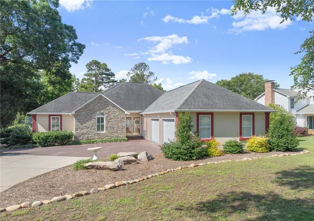 1st image of 101 Sandy Shrs Dr, Townville, SC 29689 | MLS# 20302079