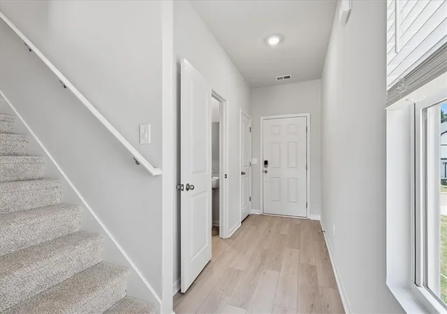 Photo 4 of Sale Pending at 266 Fair Cross Cir, Piedmont, SC 29673 | MLS# 20301295 | Listing updated on 2026-08-04