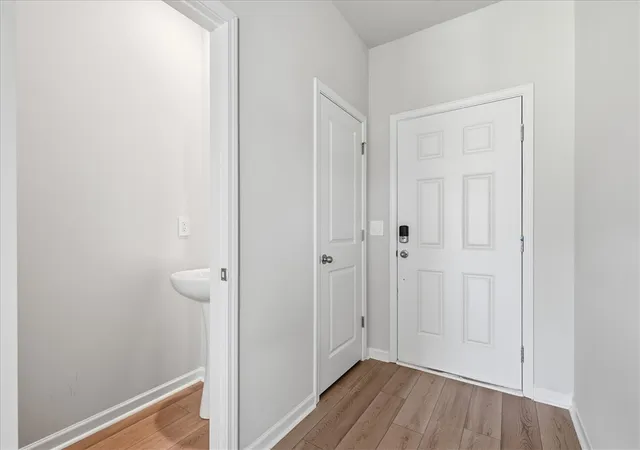 Photo 3 of Sale Pending at 270 Fair Cross Cir, Piedmont, SC 29673 | MLS# 20301293 | Listing updated on 2026-08-04