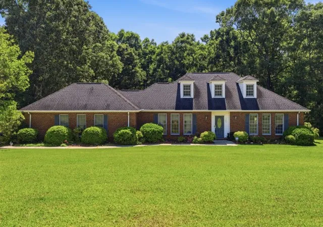 Photo 1 of Single family home for sale at 109 Wren Xing, Easley, SC 29642 | MLS# 20302142 | Listing updated on 2026-09-11