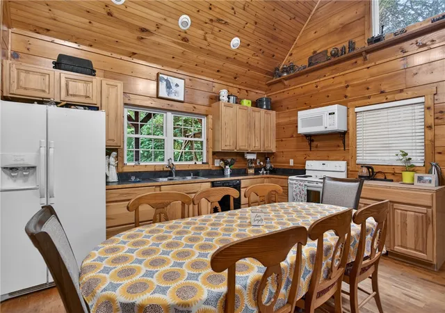 4th image of 160 Tugaloo Shores Rd, Fair Play, SC 29643 | MLS# 20302209