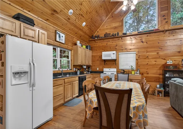 5th image of 160 Tugaloo Shores Rd, Fair Play, SC 29643 | MLS# 20302209