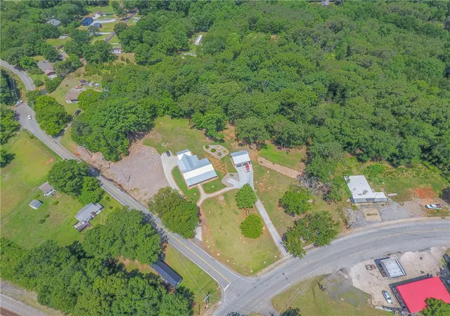 Photo 4 of Single family home for sale at 303 N Norris Dr, Norris, SC 29667 | MLS# 20302193 | Listing updated on 2026-09-30