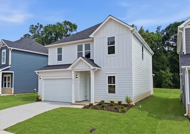 Photo 3 of Single family home for sale at 1013 Southwell Dr, Anderson, SC 29626 | MLS# 20302119 | Listing updated on 2026-09-06