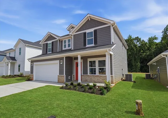 Photo 2 of Sale Pending at 1015 Southwell Dr, Anderson, SC 29624 | MLS# 20302118 | Listing updated on 2026-09-11