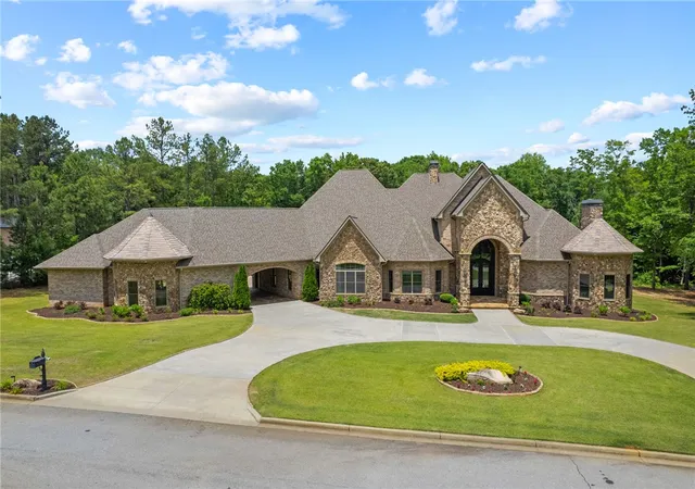 Photo 3 of Single family home for sale at 27 Clock Tower Ct, Belton, SC 29627 | MLS# 20302197 | Listing updated on 2026-08-25