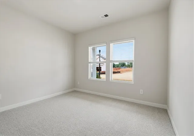 Photo 4 of Single family home for sale at 1017 Southwell Dr, Anderson, SC 29624 | MLS# 20302116 | Listing updated on 2026-09-10