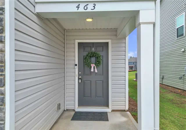 Photo 3 of Townhouse for sale at 463 Seaborn Cir, Pendleton, SC 29670 | MLS# 20302256 | Listing updated on 2026-08-27