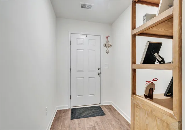 Photo 3 of Townhouse for sale at 463 Seaborn Cir, Pendleton, SC 29670 | MLS# 20302256 | Listing updated on 2026-08-27