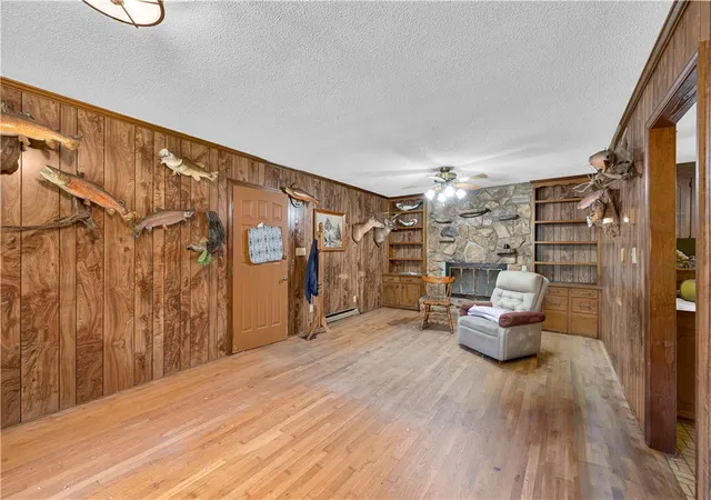 Photo 2 of Single family home for sale at 4981 Moorefield Memorial Hwy, Pickens, SC 29671 | MLS# 20302298 | Listing updated on 2026-10-07