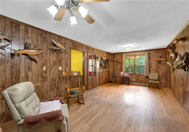 Photo 3 of Single family home for sale at 4981 Moorefield Memorial Hwy, Pickens, SC 29671 | MLS# 20302298 | Listing updated on 2026-10-07