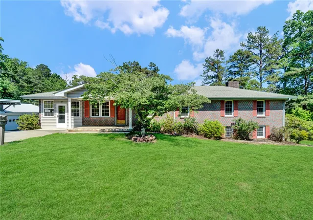 Photo 1 of Single family home for sale at 7876 N Highway 11, Walhalla, SC 29691 | MLS# 20302323 | Listing updated on 2026-08-27
