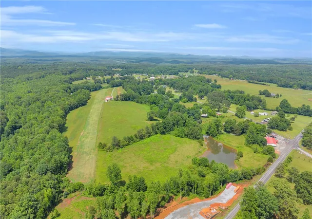 3rd image of 2364 Acres Burnt Tanyard And Pickens Hwy, West Union, SC 29696 | MLS# 20302237