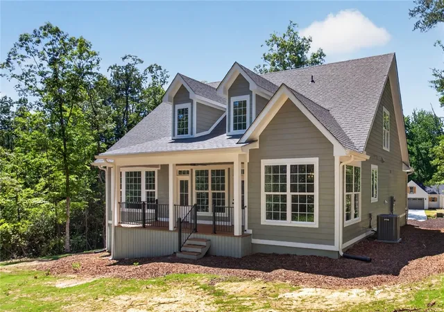 Homes for sale in Walhalla, SC | 438 Falcons Lair West Dr, Walhalla, SC 29691 | MLS# 20302292