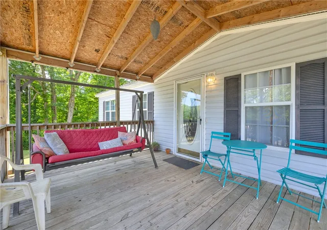 Photo 4 of Manufactured home for sale at 334 Lake Becky Rd, Mountain Rest, SC 29664 | MLS# 20302384 | Listing updated on 2026-09-14