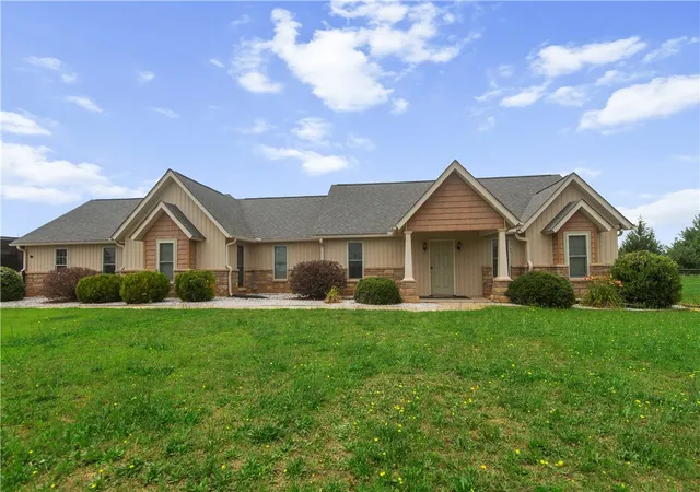 Photo 1 of Sale Pending at 2900 Highway 187 S, Anderson, SC 29624 | MLS# 20302401 | Listing updated on 2026-09-16