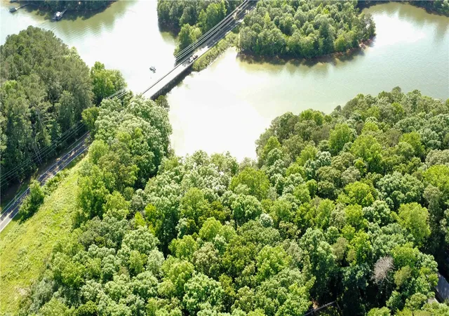 2nd image of 279 Tallulah Dr, Westminster, SC 29693 | MLS# 20302437