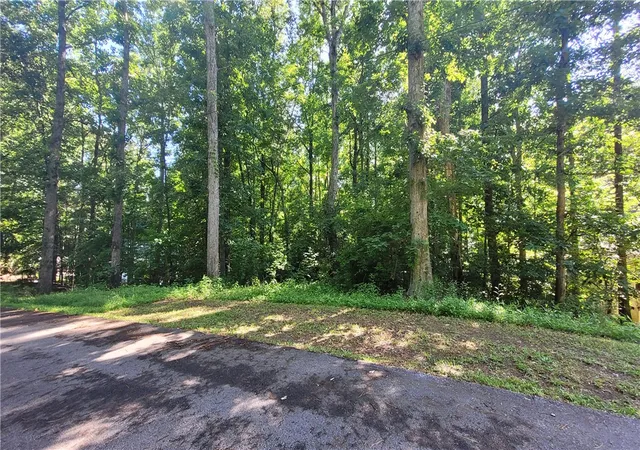 3rd image of 279 Tallulah Dr, Westminster, SC 29693 | MLS# 20302437