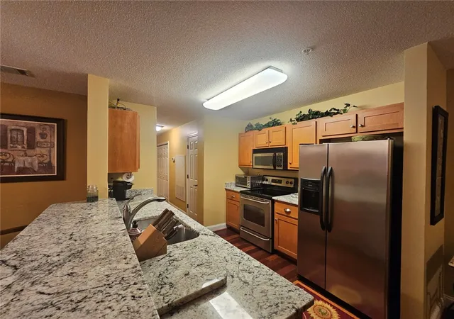 Listing Photo 4 - Condo for sale in building located at 402 Lookover Dr, Anderson, SC 29621