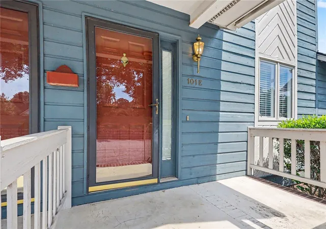 Photo 3 of Townhouse for sale at 101 Fairway Oaks Ln #E, Easley, SC 29642 | MLS# 20302444 | Listing updated on 2026-09-19