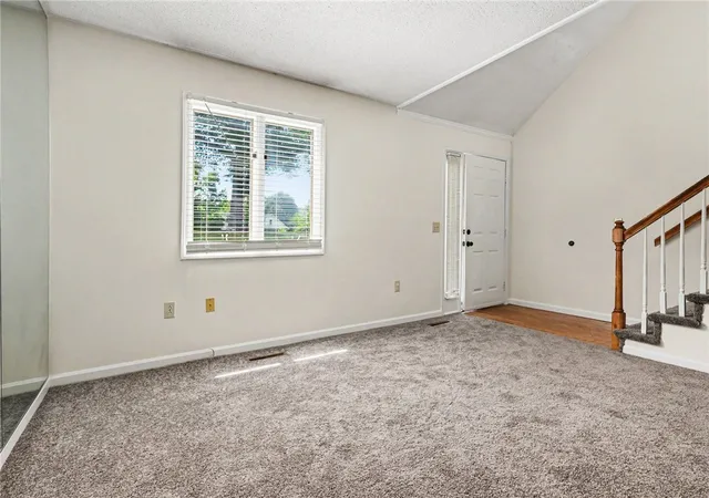 Listing Photo 4 - Condo for sale in building located at 101 Fairway Oaks Ln, Easley, SC 29642 - Unit #E