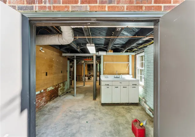 Photo 2 of Single family home for sale at 321 S Pine St, Walhalla, SC 29691 | MLS# 20302578 | Listing updated on 2026-09-06